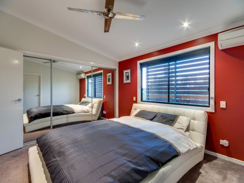 8/4 Kates Street, Morningside QLD 4170