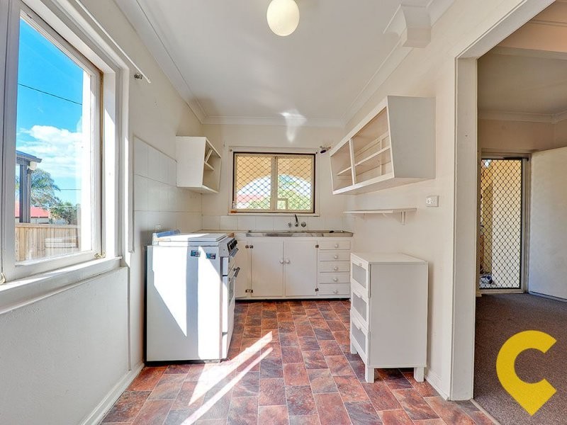 13 Faversham Street, Woolloongabba QLD 4102