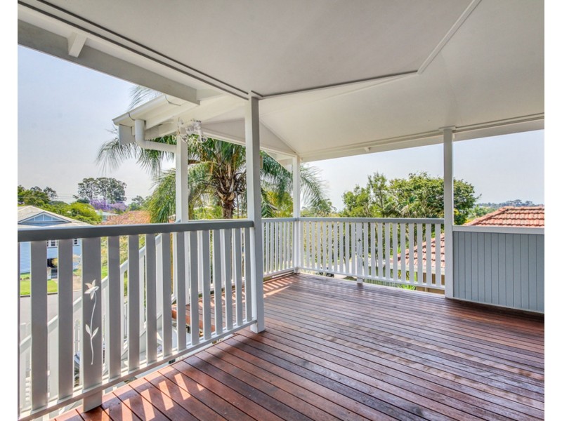 11 Margaret Street, Camp Hill QLD 4152