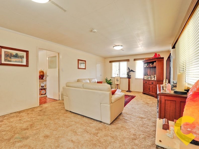 232 Nursery Road, Holland Park QLD 4121