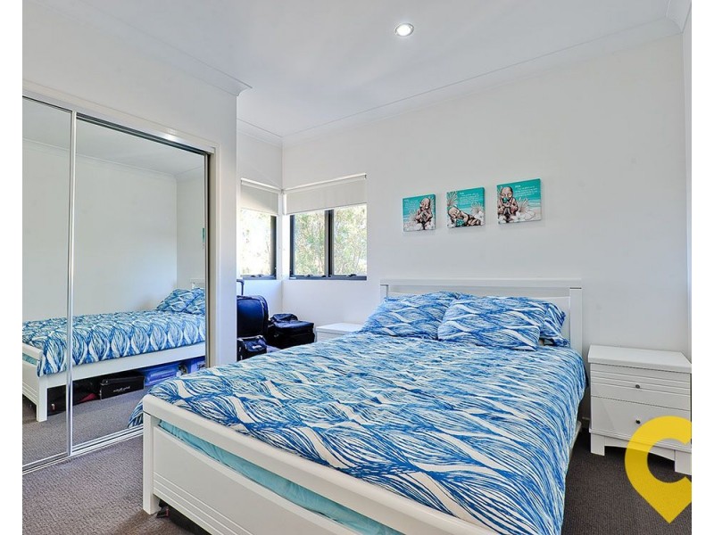 4/5 Ivanhoe Street, Annerley QLD 4103