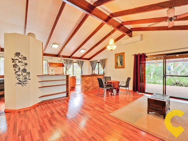 34 Mountain Vista Court, Mount Crosby QLD 4306