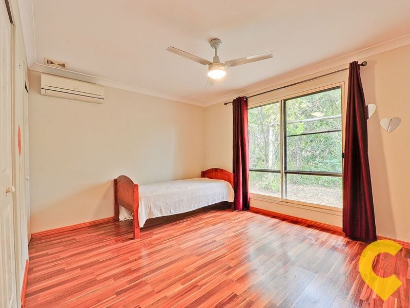 34 Mountain Vista Court, Mount Crosby QLD 4306