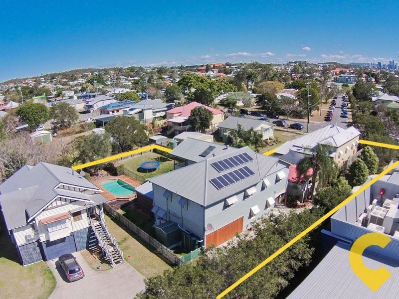 31-33-35 Barrack Road, Cannon Hill QLD 4170