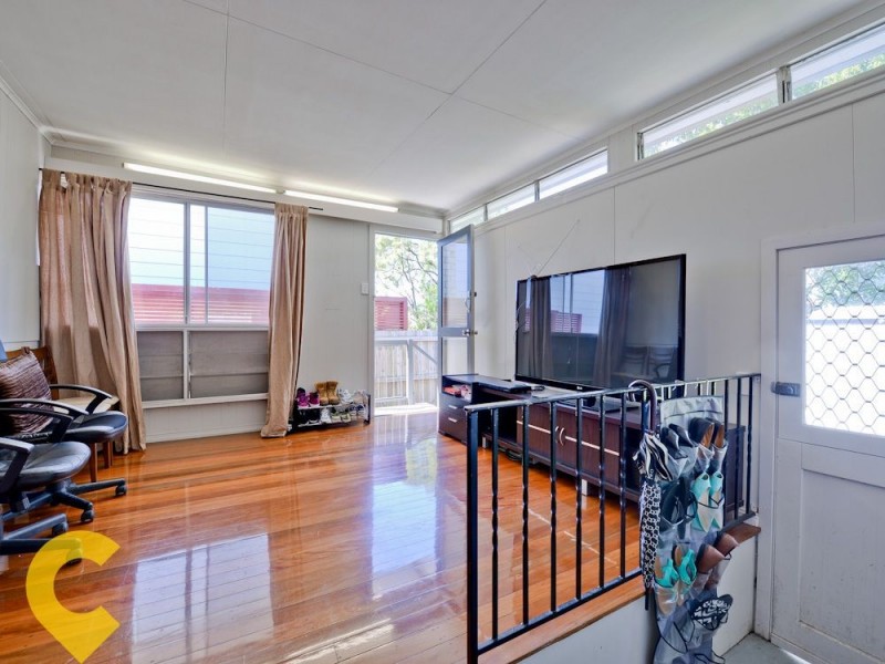 1 Rowland Street, Coorparoo QLD 4151