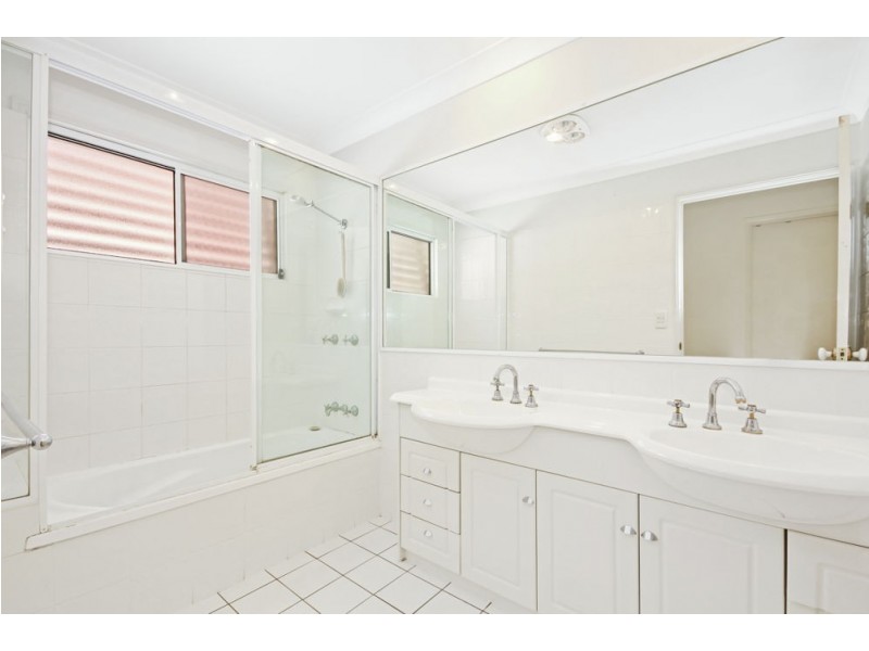 39 Oberon Street, Morningside QLD 4170