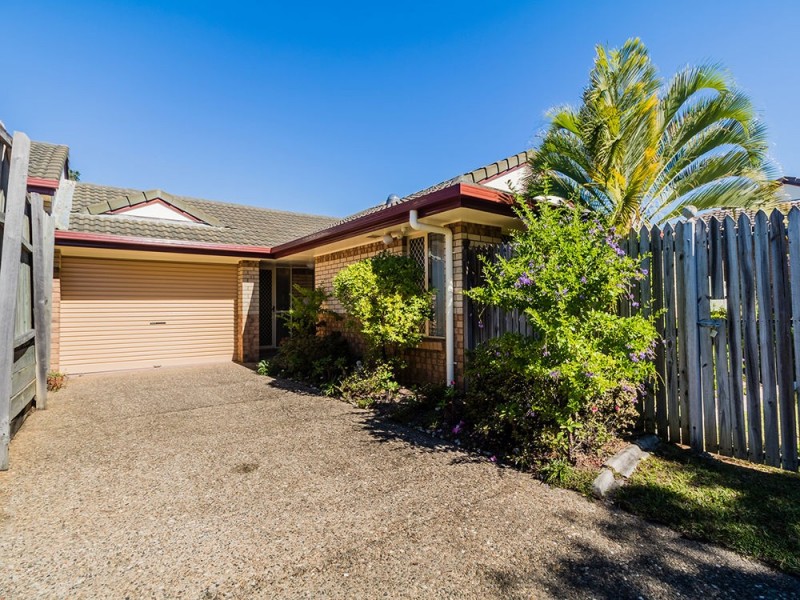 8/15 Erindale Close, Wishart QLD 4122