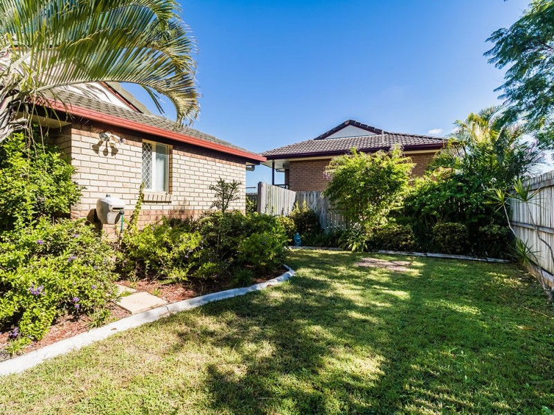 8/15 Erindale Close, Wishart QLD 4122