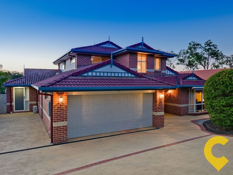 37 Golden Oak Crescent, Carindale QLD 4152