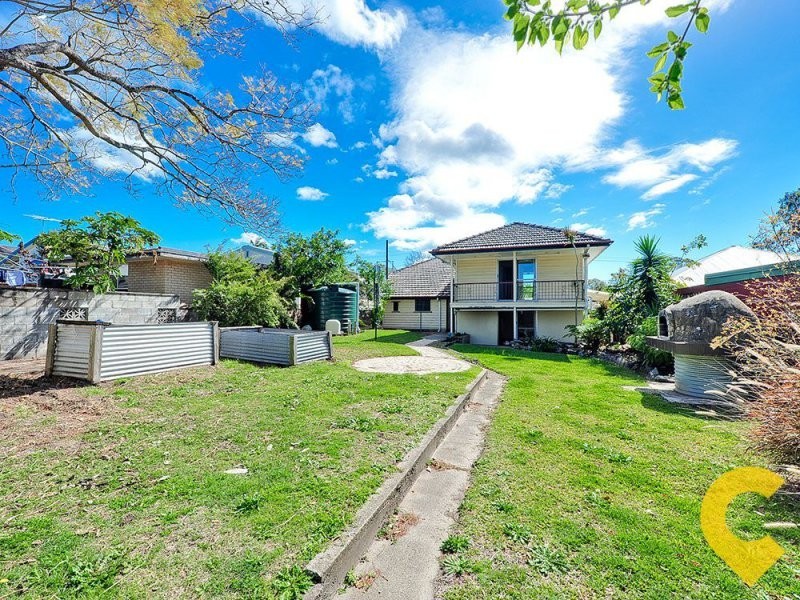 21 Astley Street, Wynnum West QLD 4178