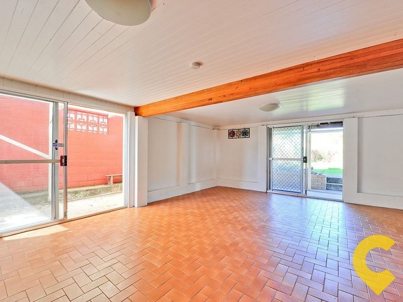 21 Astley Street, Wynnum West QLD 4178