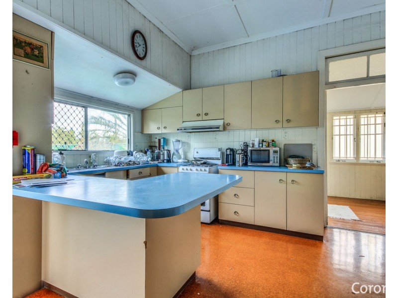 10 Faversham Street, Woolloongabba QLD 4102