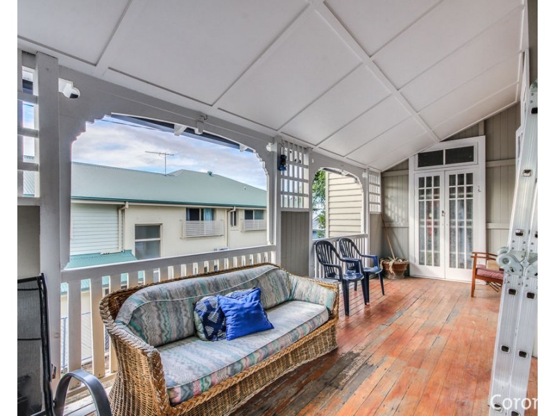 10 Faversham Street, Woolloongabba QLD 4102