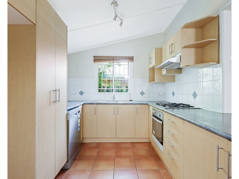 15 Cairns Street, East Brisbane QLD 4169