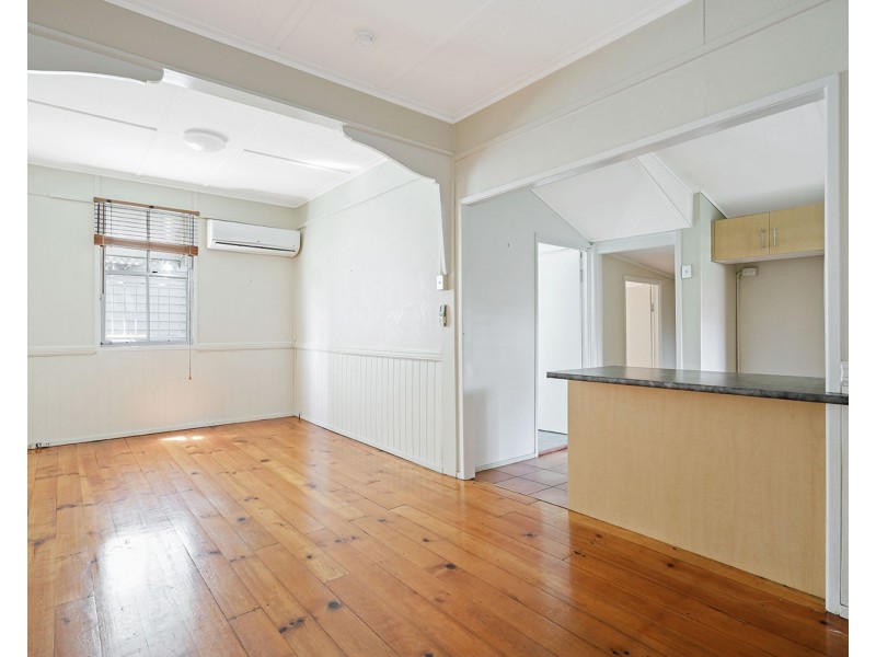 15 Cairns Street, East Brisbane QLD 4169