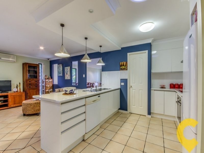 15 Alan Crescent, Eight Mile Plains QLD 4113