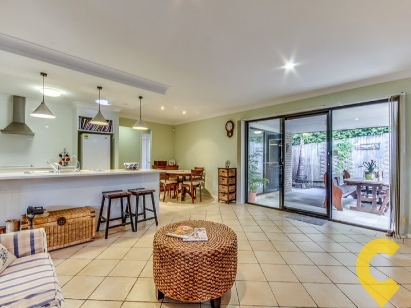 15 Alan Crescent, Eight Mile Plains QLD 4113