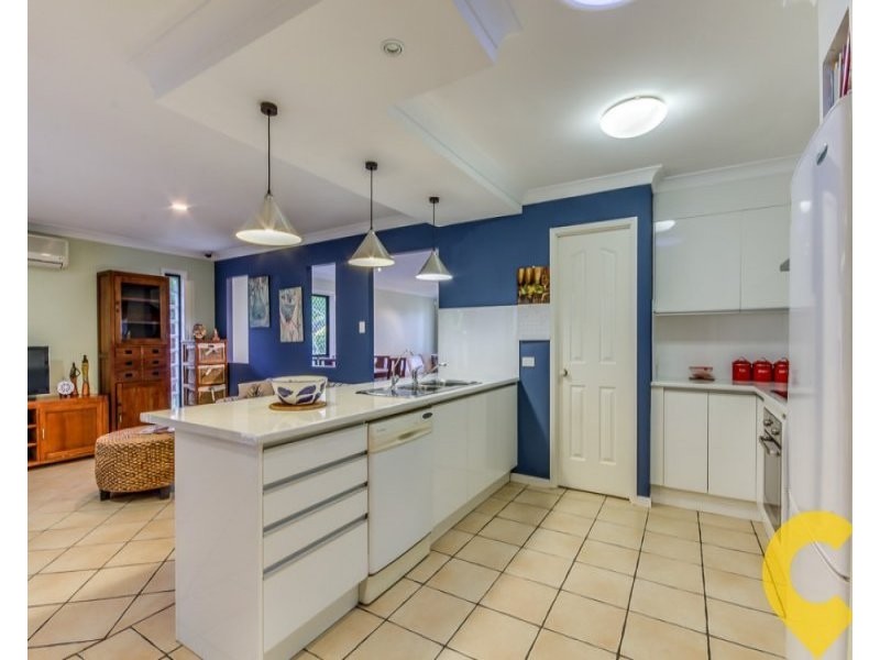 15 Alan Crescent, Eight Mile Plains QLD 4113