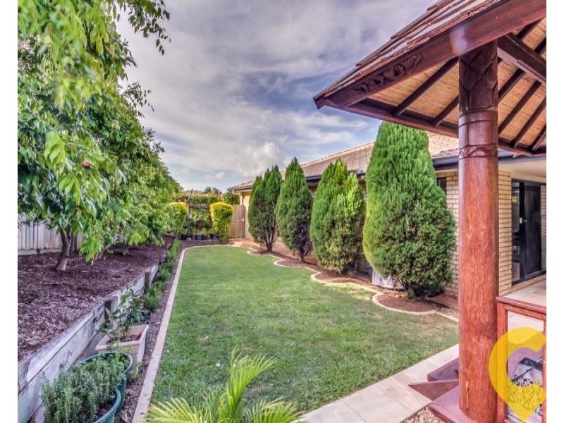 15 Alan Crescent, Eight Mile Plains QLD 4113