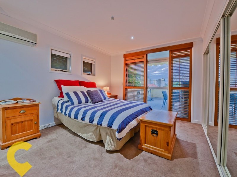 1/70 Hawthorne Street, Woolloongabba QLD 4102