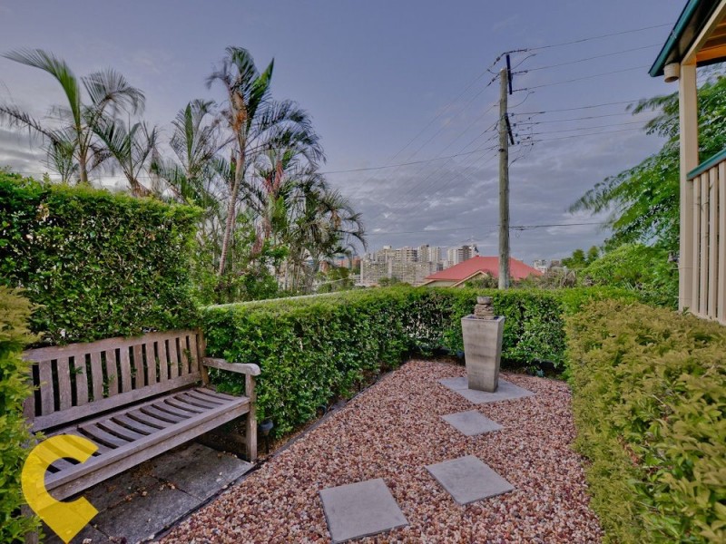 1/70 Hawthorne Street, Woolloongabba QLD 4102