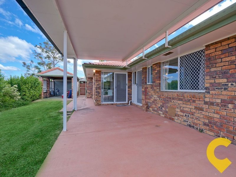 8 Banika Street, Mansfield QLD 4122