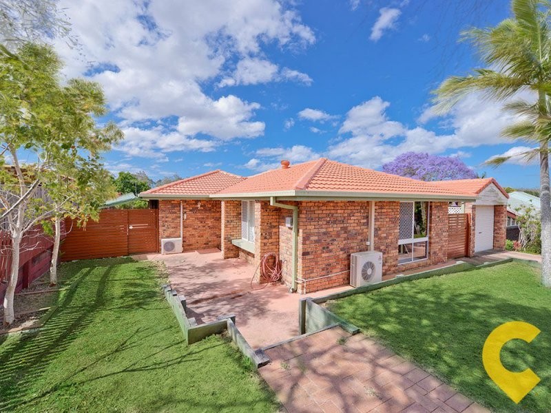 8 Banika Street, Mansfield QLD 4122