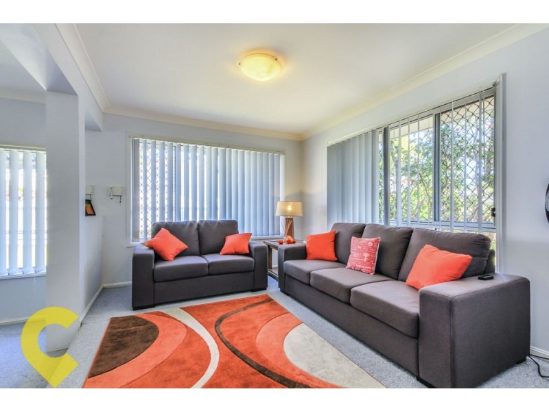 4 Brossard Court, Mansfield QLD 4122