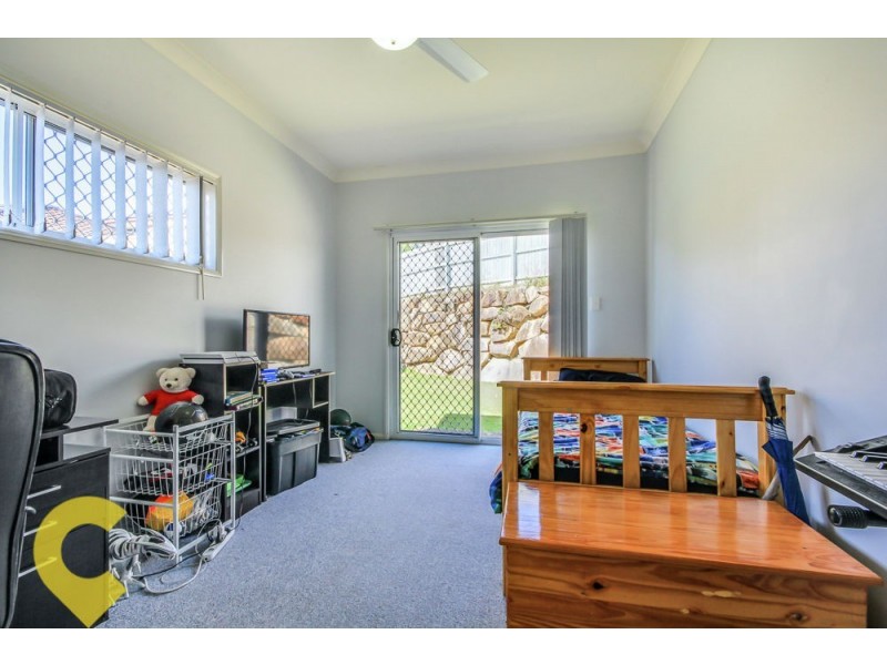 4 Brossard Court, Mansfield QLD 4122