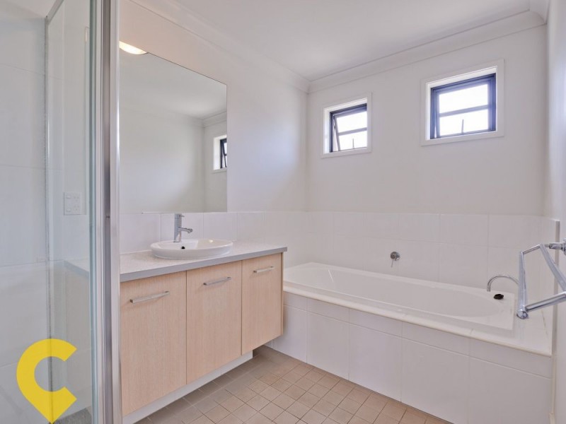 1/1 Keel Court, Carina QLD 4152