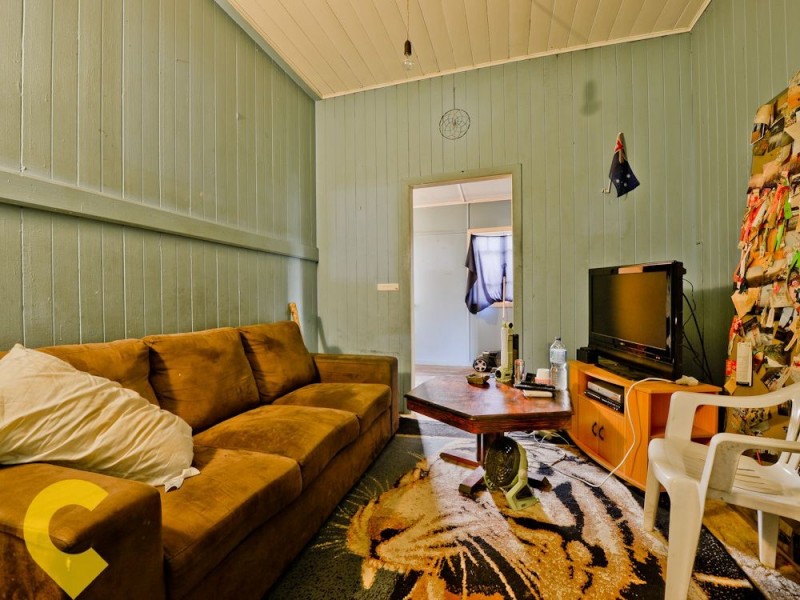 22 Wilton Street, Woolloongabba QLD 4102