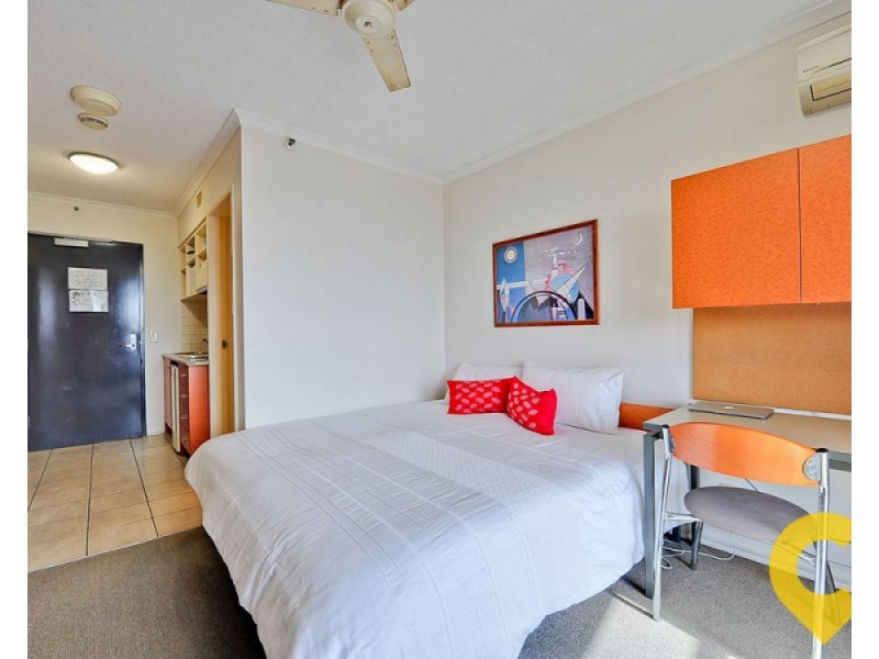 621/188 Shafstone Avenue, Kangaroo Point QLD 4169