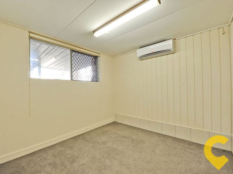 147 Nursery Road, Holland Park West QLD 4121