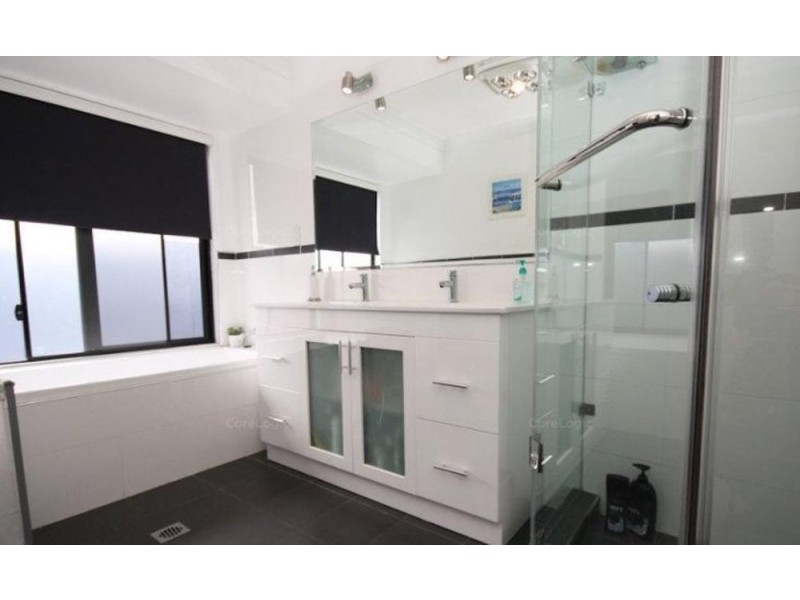 88 Kilmorey Street, Carindale QLD 4152