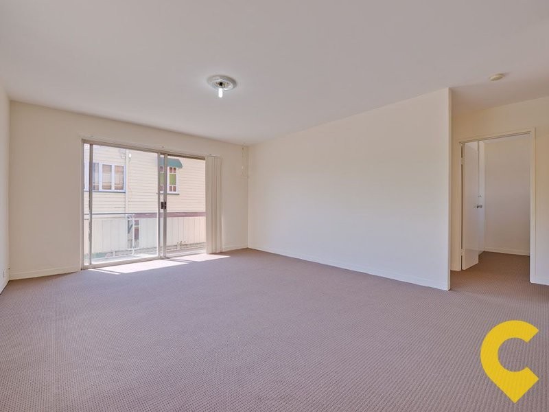 1/25 Ellis Street, Greenslopes QLD 4120