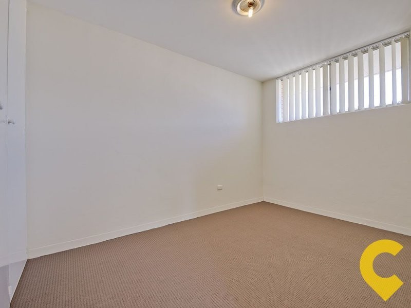 1/25 Ellis Street, Greenslopes QLD 4120