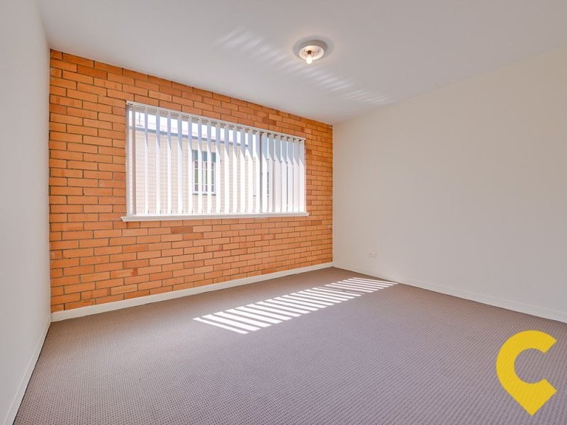 1/25 Ellis Street, Greenslopes QLD 4120