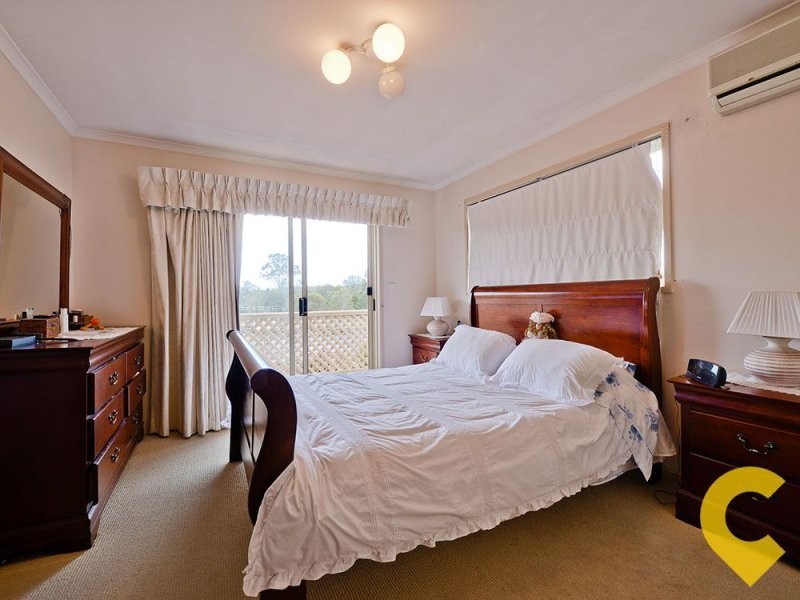 161 Meadowlands Road, Carindale QLD 4152