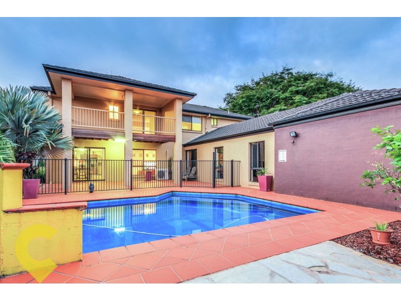 17 Sunset Place, Carindale QLD 4152