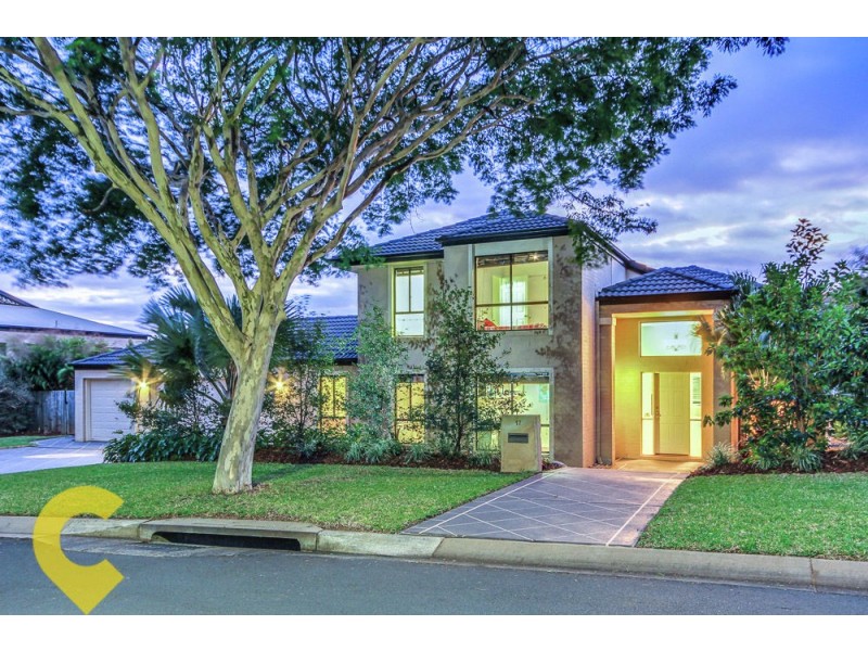 17 Sunset Place, Carindale QLD 4152