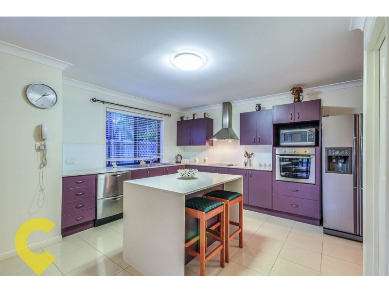17 Sunset Place, Carindale QLD 4152