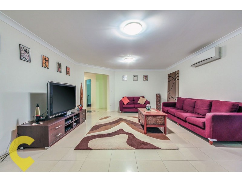 17 Sunset Place, Carindale QLD 4152