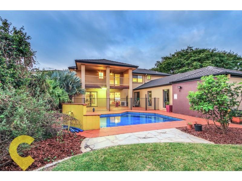 17 Sunset Place, Carindale QLD 4152