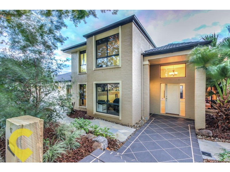 17 Sunset Place, Carindale QLD 4152