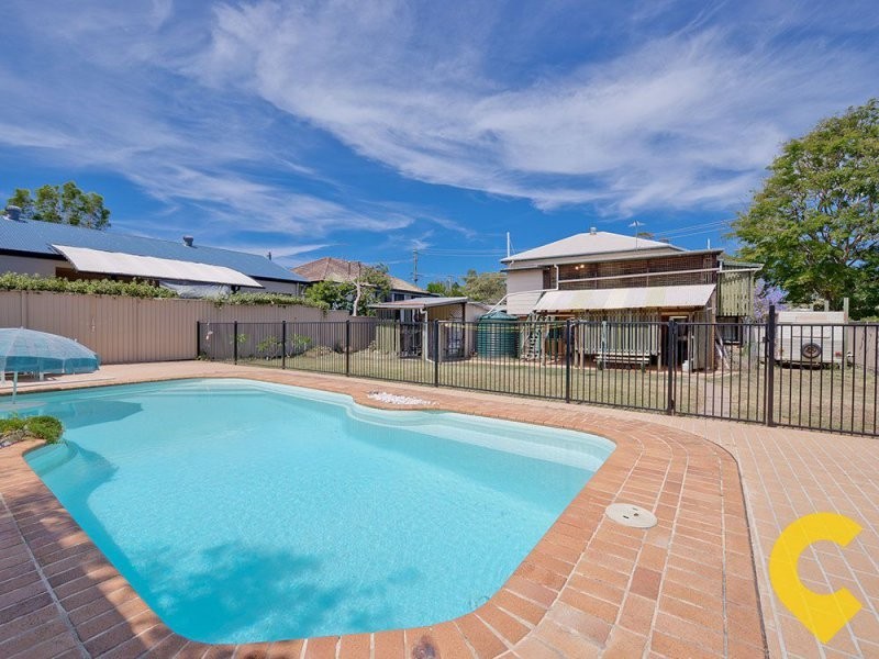 83 Kamarin St, Manly West QLD 4179