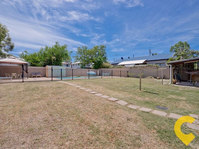 83 Kamarin St, Manly West QLD 4179