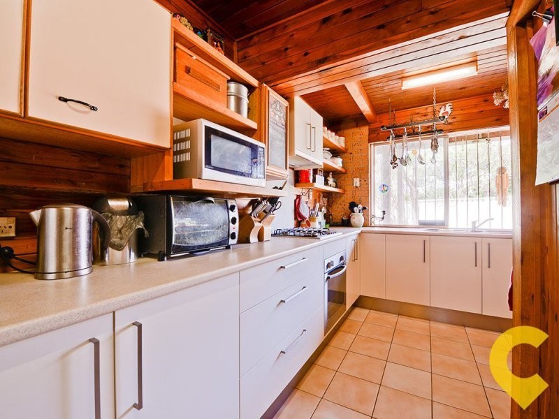 83 Kamarin St, Manly West QLD 4179