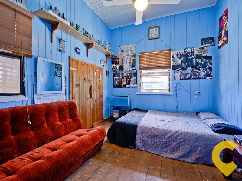 83 Kamarin St, Manly West QLD 4179