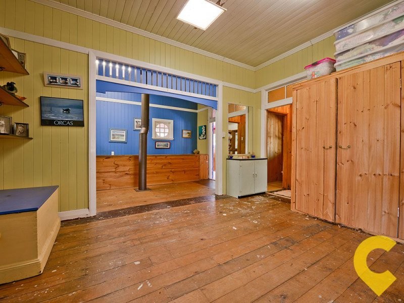 83 Kamarin St, Manly West QLD 4179