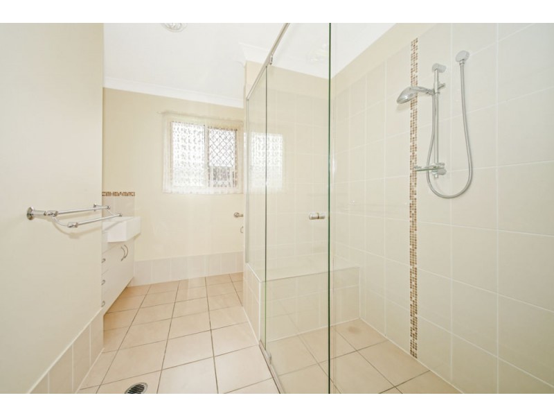 12 Rofail Court, Thorneside QLD 4158